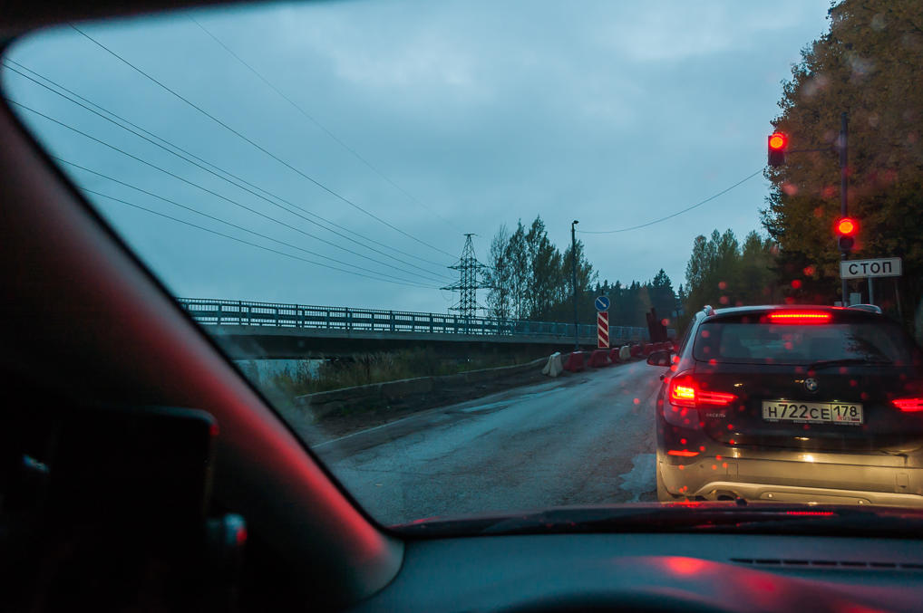 Storozhevaya bridge construction