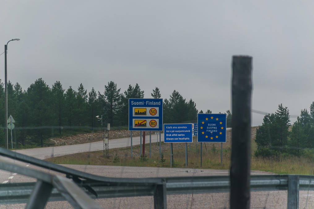 Norway-Finland border crossing in Neiden/Näätämö