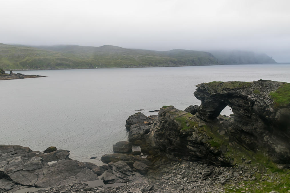 Kirkeporten rock near Skarsvåg villange