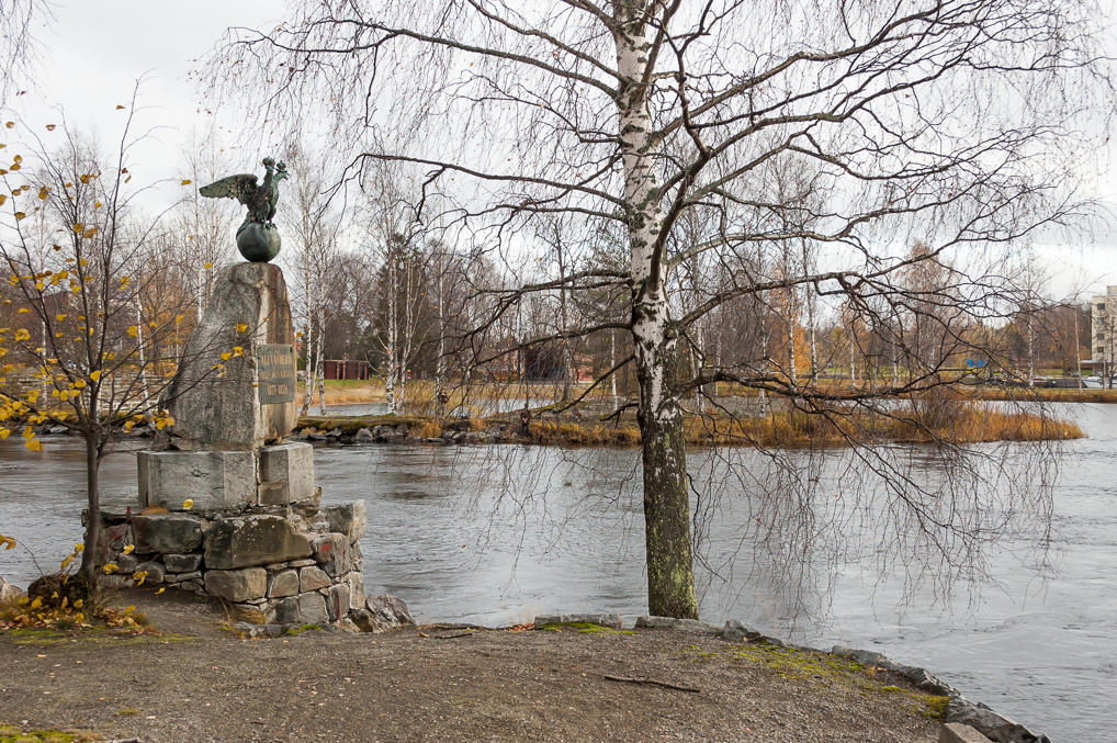 Channel construction memorial plaque