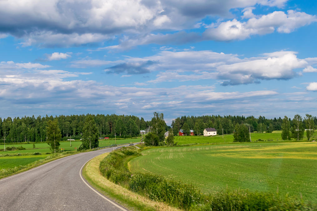 Road 476 in the vicinity of Liperi village in North Karelia