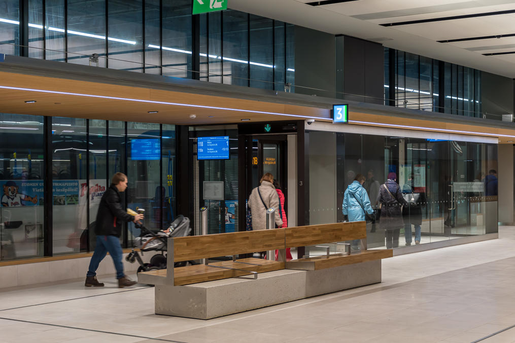 Exit to a bus in Tapiola terminal