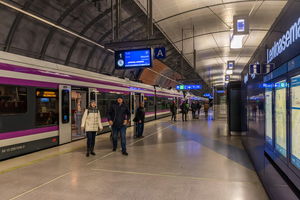 Train at the Airport station