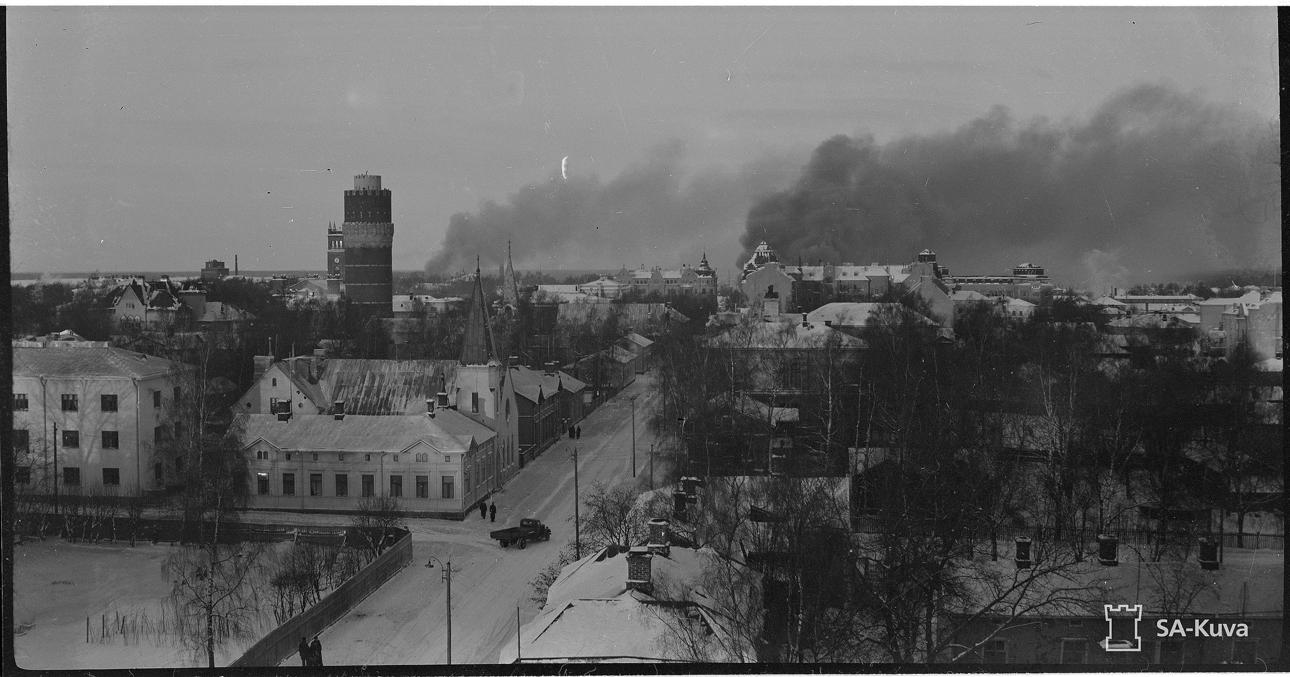 Центр Ваасы после авианалета, из финского военного фотоархива SA-Kuva