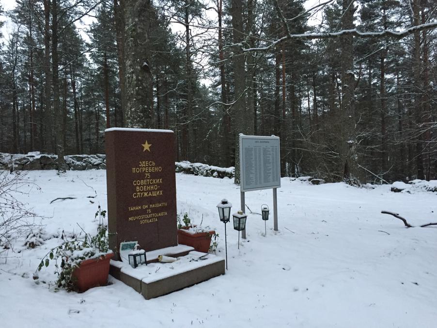 Vaasa was obviously far away from any fighting in the Winter and Continuation Wars, although it was bombed several times by Soviet bombers.  It held however a strict discipline war prisoner camp, where quite a few Soviet prisoners died