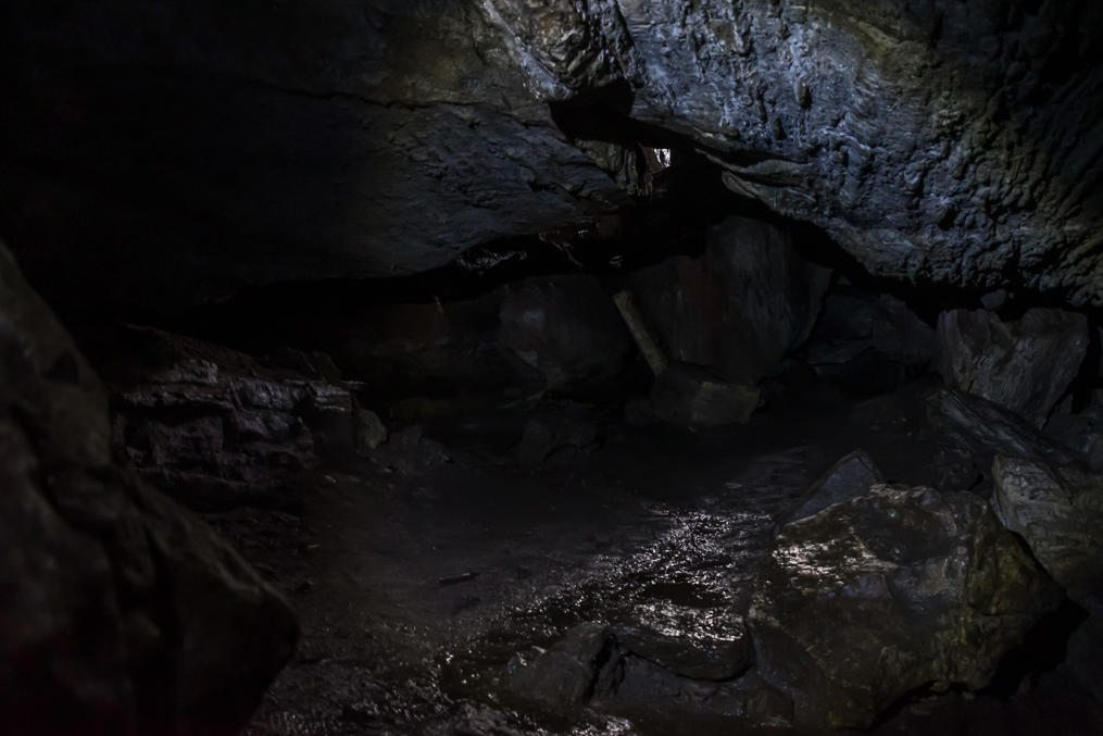 В Торхольской пещере