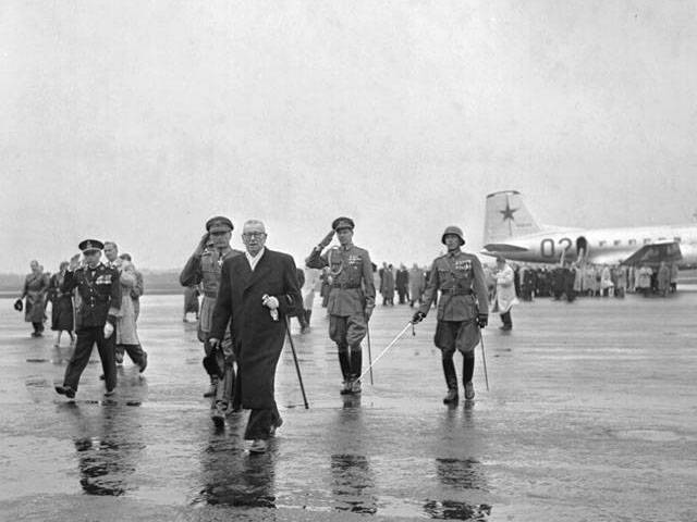 President Paasikivi returning from Moscow.  Source: agricolaverkko.fi